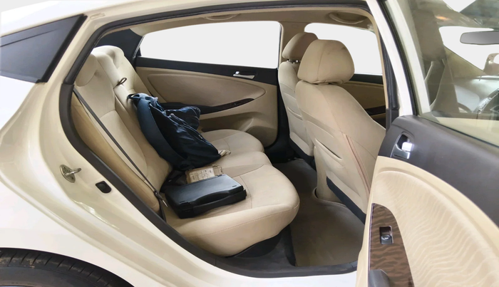 2015 Hyundai Verna FLUIDIC 4S 1.6 VTVT S, Petrol, Manual, 63,668 km, interior