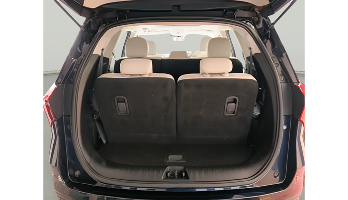 2022 Mahindra XUV700 AX 7 LUXURY D AT 7 STR, Diesel, Automatic, 86,282 km, exterior