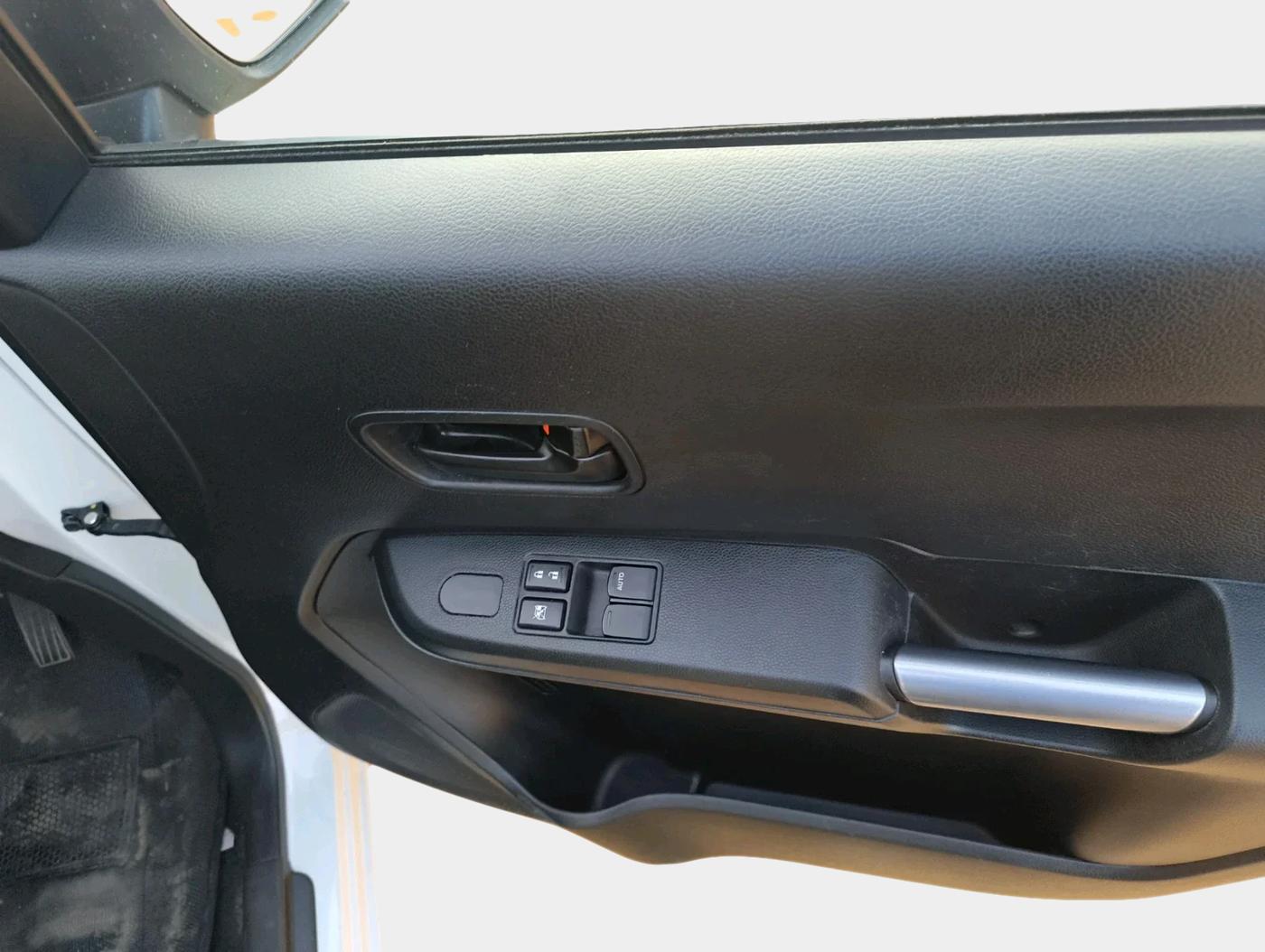 2023 Maruti IGNIS SIGMA 1.2, Petrol, Manual, 22,299 km, interior