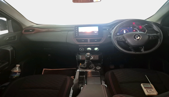 2022 Renault Kiger RXZ TURBO MT, Petrol, Manual, 11,699 km, interior