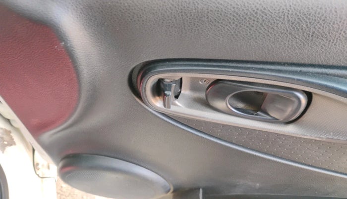 2015 Tata Indigo ECS LS CR4, Diesel, Manual, 1,49,540 km, interior