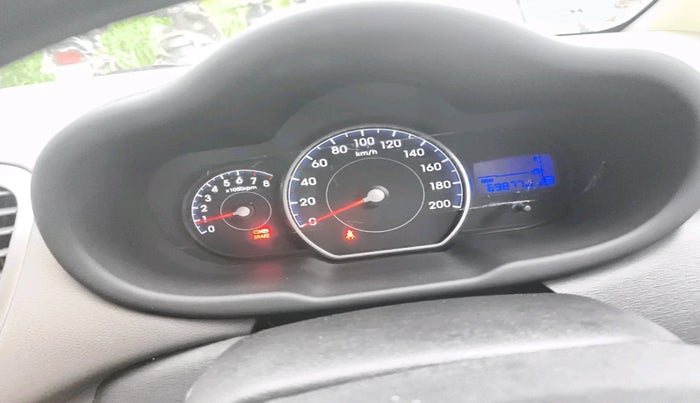 2013 Hyundai i10 SPORTZ 1.2, Petrol, Manual, 69,877 km, interior