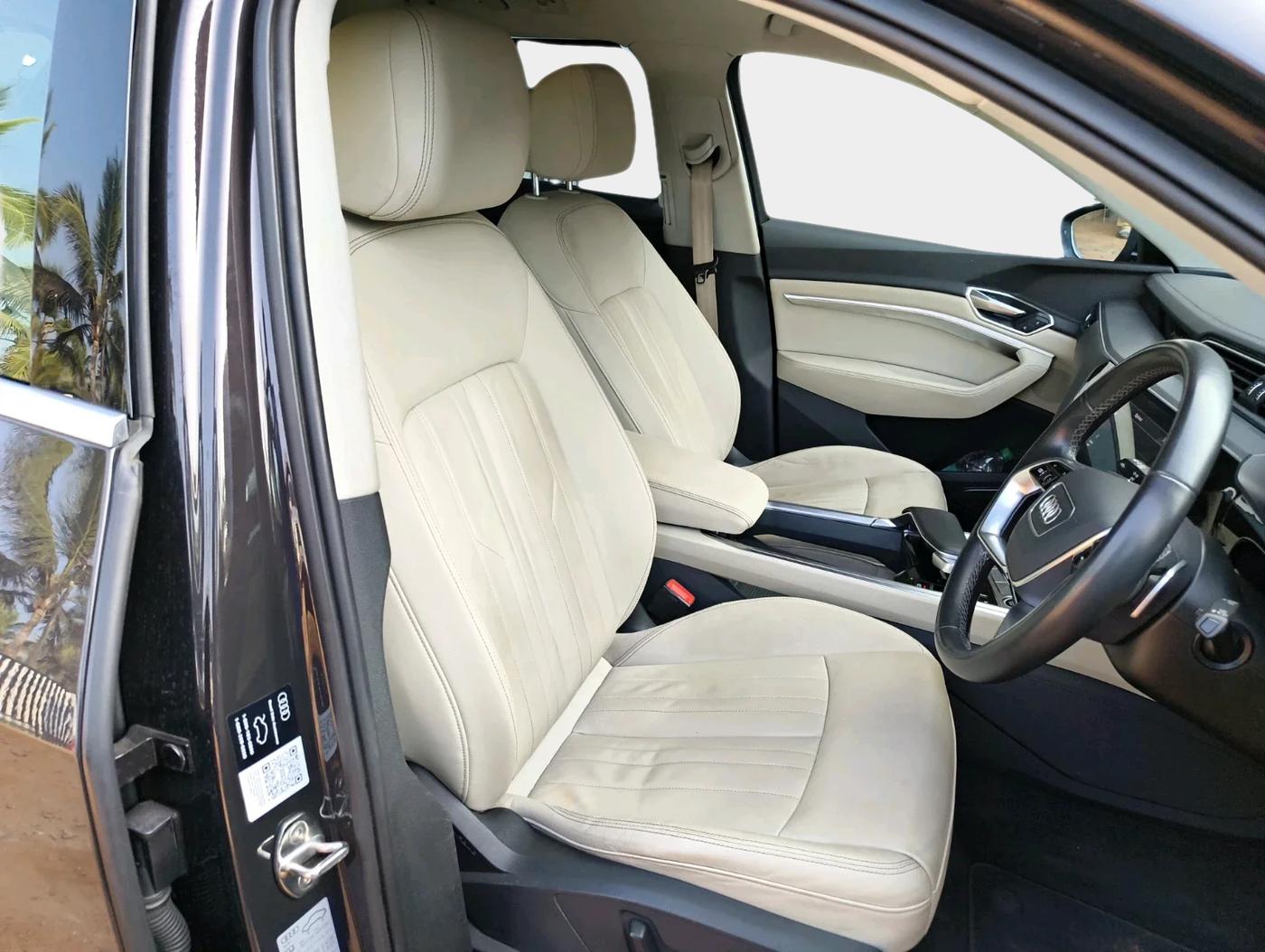 2023 Audi Q8 E-TRON 55, Electric, Automatic, 24,686 km, interior