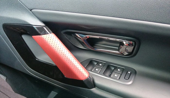 2023 Tata Harrier XZ PLUS RED DARK EDITION, Diesel, Manual, 17,755 km, interior