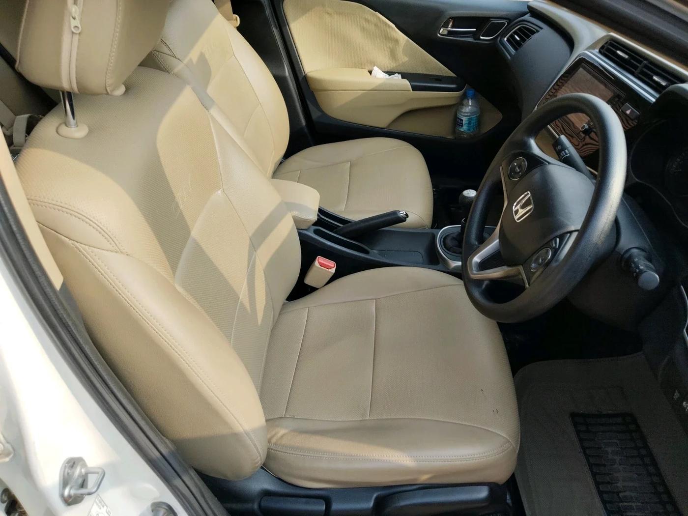 2018 Honda City 1.5L I-VTEC V MT, Petrol, Manual, 42,977 km, interior