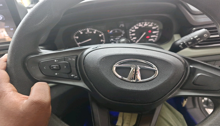 2022 Tata PUNCH ADVENTURE MT, Petrol, Manual, 63,158 km, interior