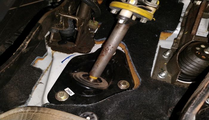 2017 Mahindra TUV300 T6, Diesel, Manual, 98,359 km, interior