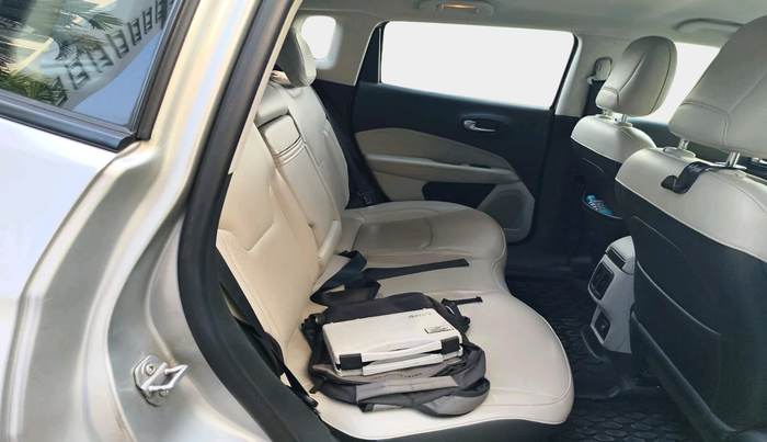 2017 Jeep Compass LIMITED 2.0 DIESEL, Diesel, Manual, 1,01,324 km, interior