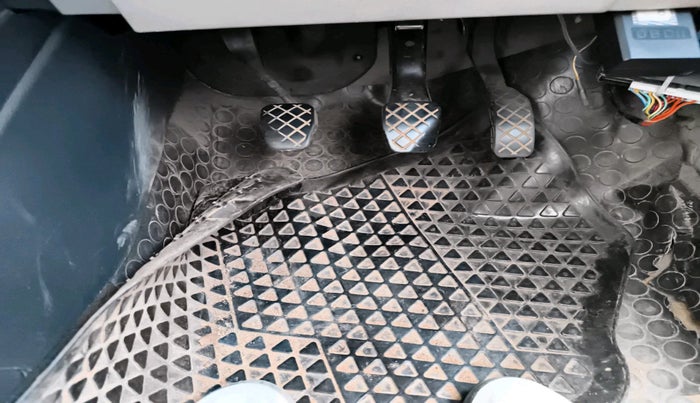 2011 Volkswagen Polo COMFORTLINE 1.2L, Diesel, Manual, 1,36,689 km, interior