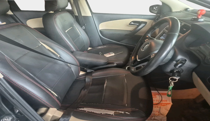 2017 Volkswagen Polo HIGHLINE1.2L, Petrol, Manual, 77,320 km, interior