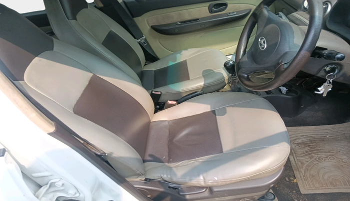 2011 Hyundai Santro Xing GLS PLUS AUDIO, Petrol, Manual, 63,424 km, interior