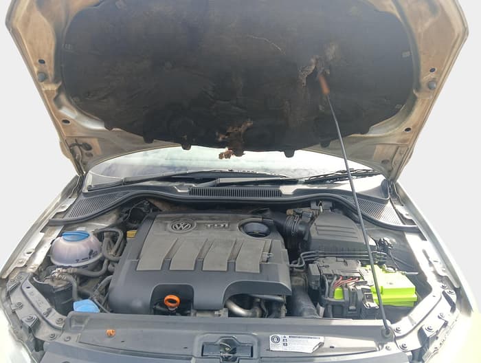 2011 Volkswagen Vento TRENDLINE DIESEL 1.6, Diesel, Manual, 17,83,316 km, exterior