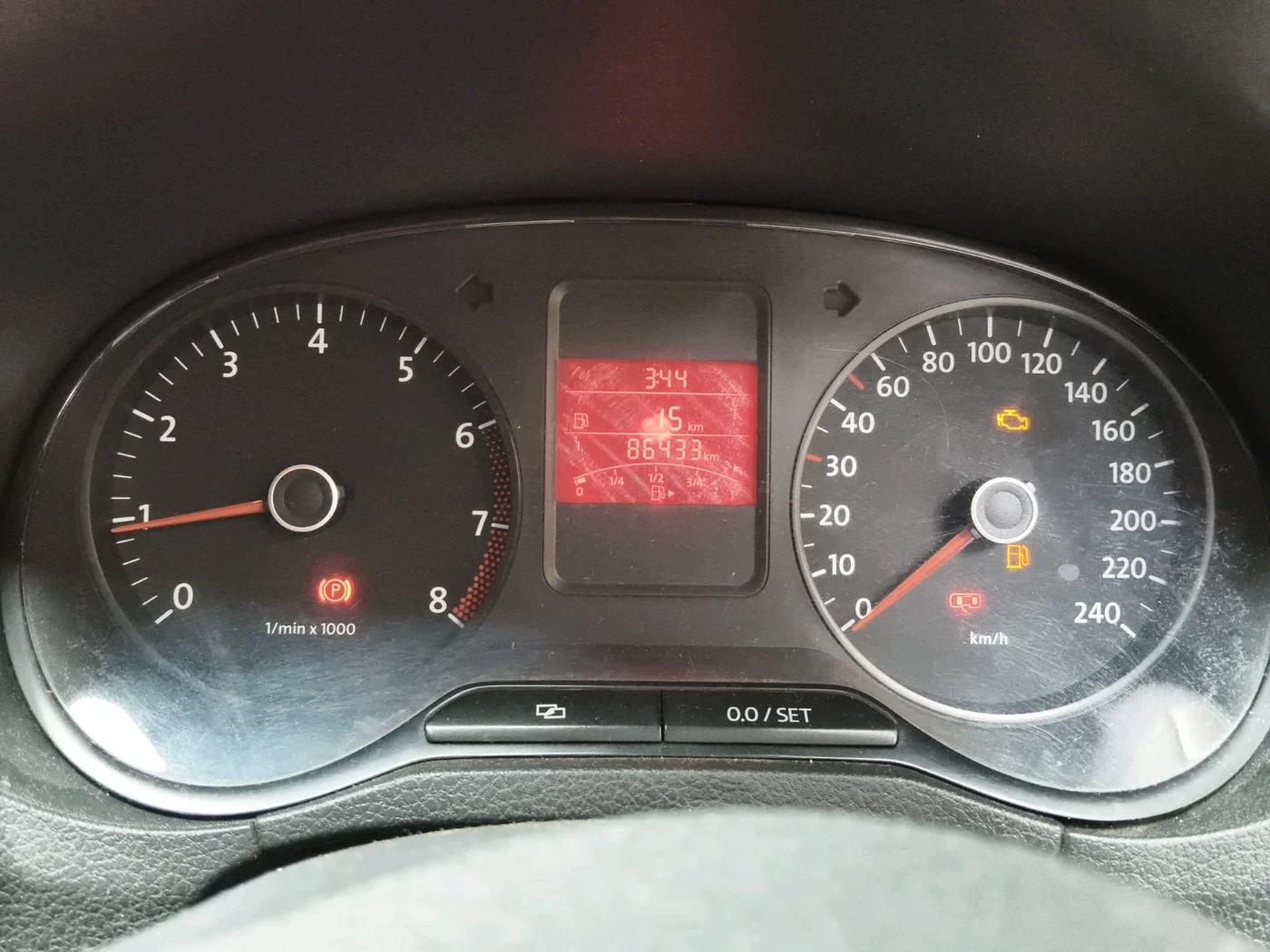 2012 Volkswagen Polo TRENDLINE 1.2L PETROL, Petrol, Manual, 86,433 km, interior