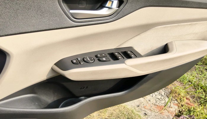 2021 Hyundai Verna SX 1.5 VTVT, Petrol, Manual, 33,577 km, interior