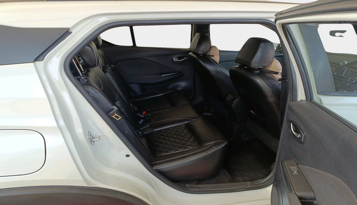 2020 Nissan Kicks XV PREMIUM TURBO 1.3, Petrol, Manual, 87,138 km, interior