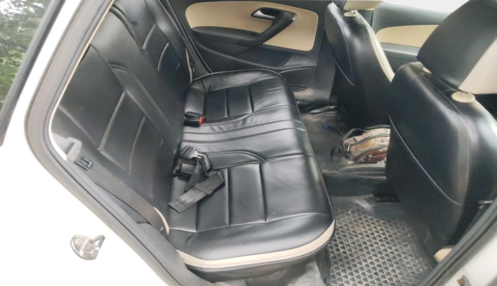 2016 Volkswagen Ameo COMFORTLINE 1.2L, Petrol, Manual, 89,467 km, interior