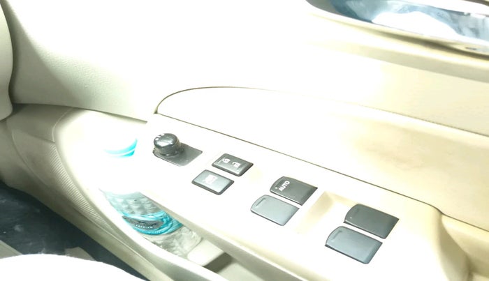 2013 Maruti Swift Dzire VXI, Petrol, Manual, 1,01,816 km, interior