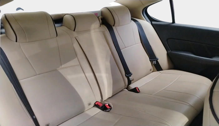 2022 Honda City 1.5L I-VTEC V MT 5TH GEN, Petrol, Manual, 40,608 km, interior