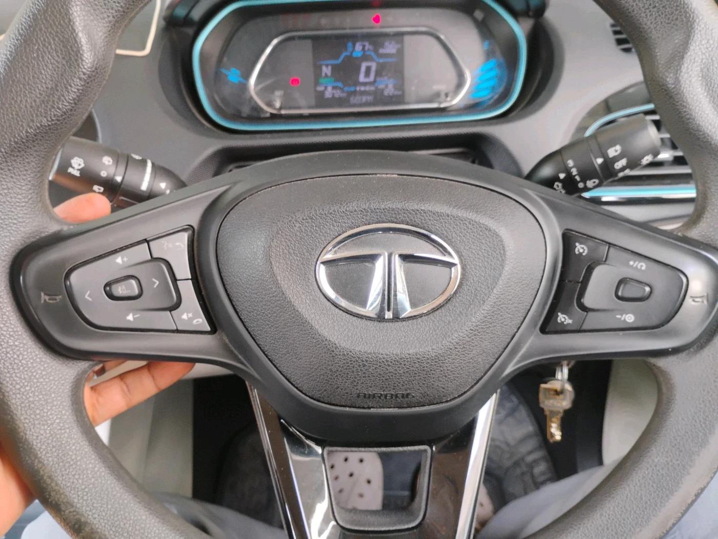 2023 Tata TIAGO EV XZ PLUS LONG RANGE, Electric, Automatic, 34,850 km, interior