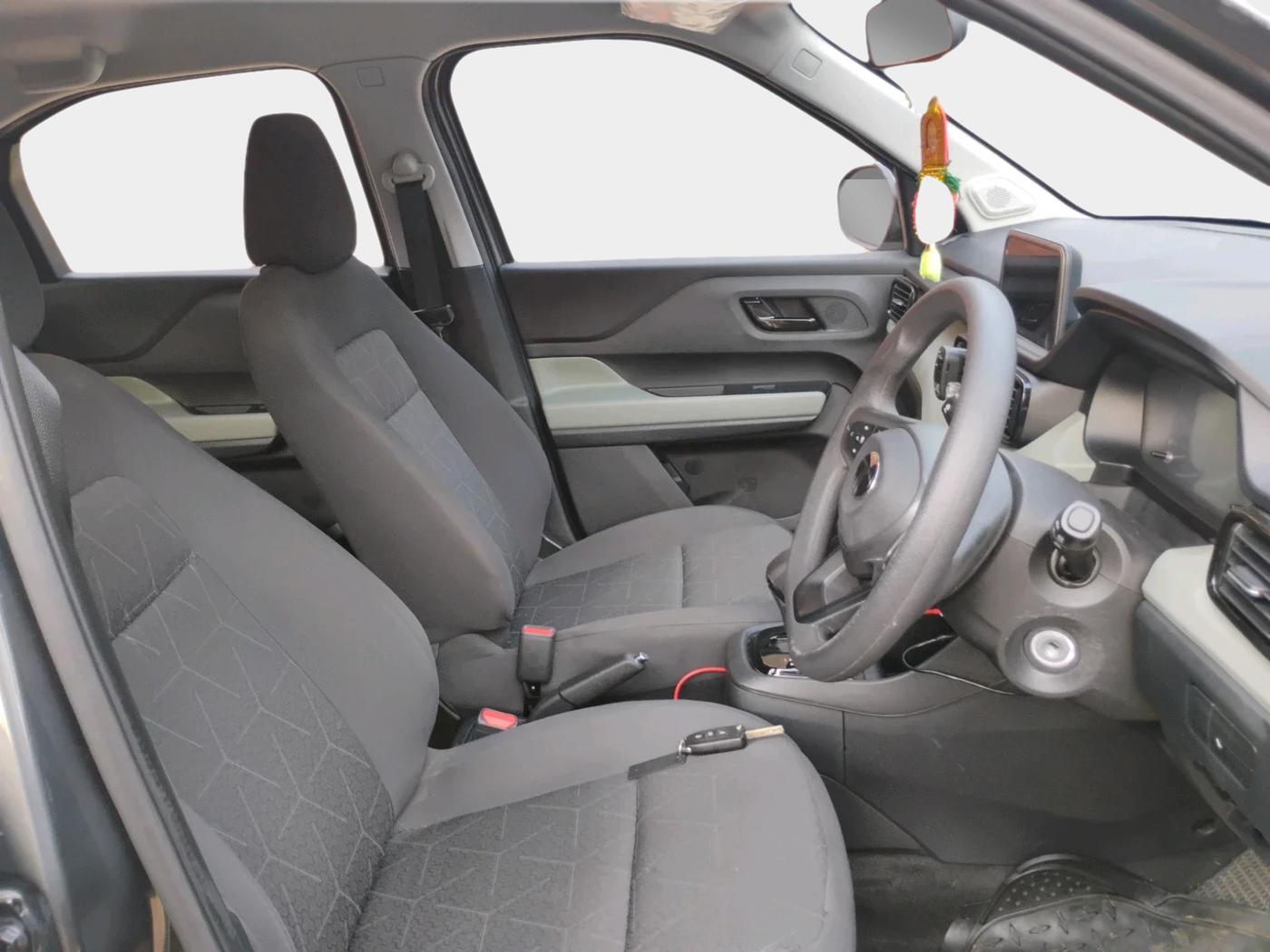 2024 Tata PUNCH ADVENTURE AMT, Petrol, Automatic, 24,619 km, interior
