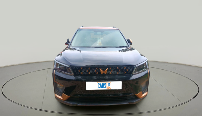 2024 Mahindra XUV400 EL Pro 34.5 KWH Dual Tone, Electric, Automatic, 16,006 km, exterior
