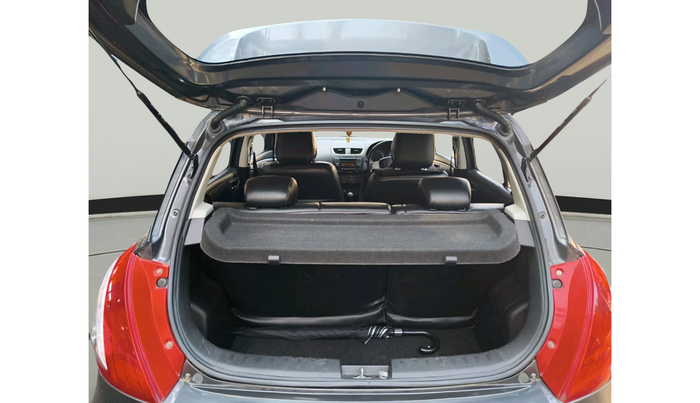 2015 Maruti Swift VXI, Petrol, Manual, 99,064 km, exterior