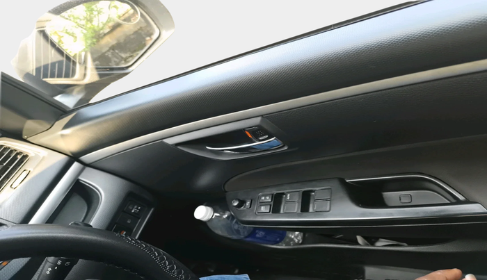 2015 Maruti Swift VXI, Petrol, Manual, 99,064 km, interior