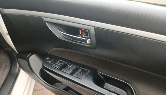 2016 Maruti Swift VXI, Petrol, Manual, 92,534 km, interior