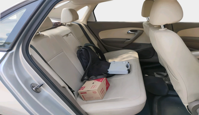 2016 Skoda Rapid 1.5 TDI CR STYLE PLUS AT, Diesel, Automatic, 1,10,167 km, interior