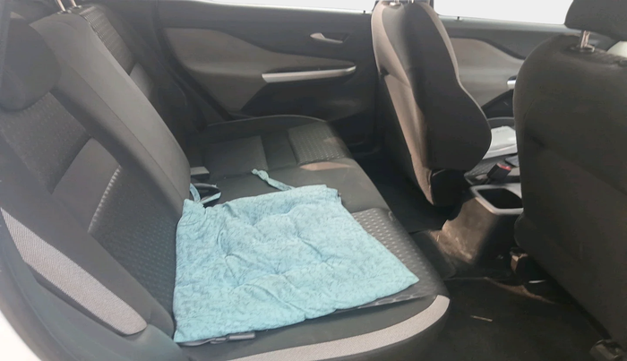 2022 Nissan MAGNITE XL, Petrol, Manual, 55,862 km, interior