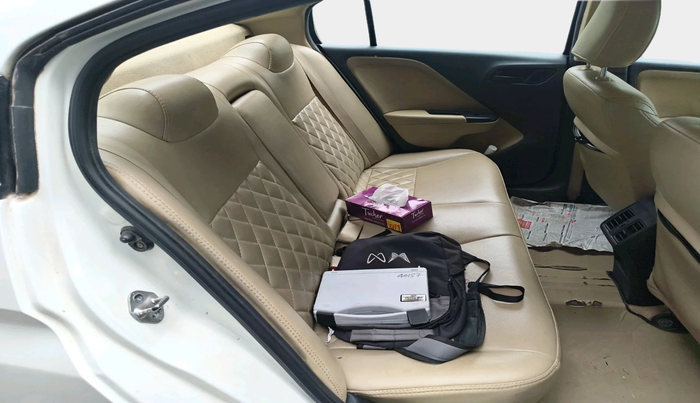 2015 Honda City 1.5L I-VTEC SV, Petrol, Manual, 1,97,153 km, interior