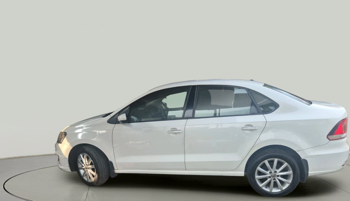2018 Volkswagen Vento HIGHLINE PLUS 1.2 AT 16 ALLOY, Petrol, Automatic, 1,00,174 km, exterior