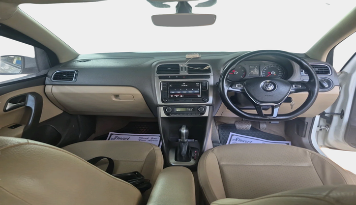 2018 Volkswagen Vento HIGHLINE PLUS 1.2 AT 16 ALLOY, Petrol, Automatic, 1,00,174 km, interior
