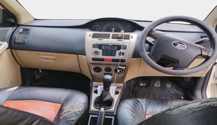 2011 Tata Indica Vista LX QUADRAJET, Diesel, Manual, 1,18,634 km, interior