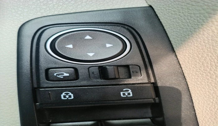 2023 KIA CARENS PRESTIGE PLUS 1.5 IMT DIESEL 7 STR, Diesel, Manual, 1,04,575 km, interior