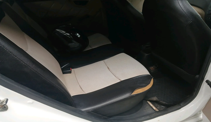 2014 Hyundai Eon D-LITE+, Petrol, Manual, 30,089 km, interior