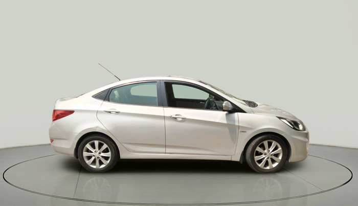 2012 Hyundai Verna FLUIDIC 1.6 CRDI SX, Diesel, Manual, 85,768 km, exterior