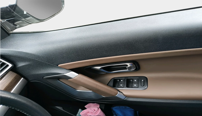 2021 Tata Harrier XZA 2.0L, Diesel, Automatic, 37,987 km, interior