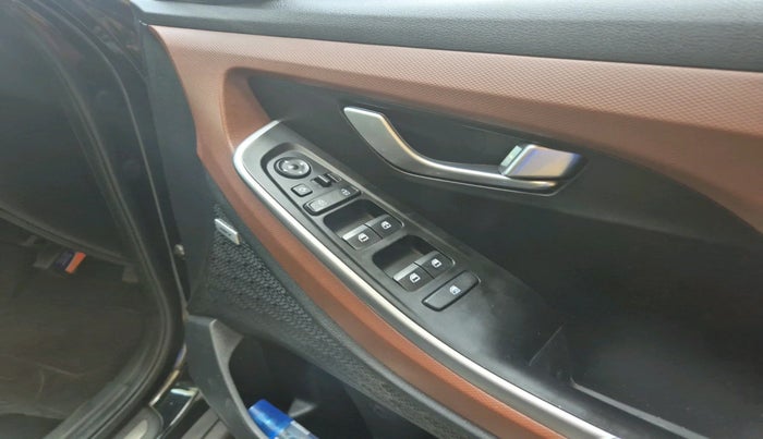 2022 Hyundai ALCAZAR 2.0 SIGNATURE (O) AT 7STR, Petrol, Automatic, 47,759 km, interior