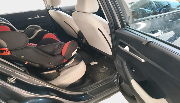 2022 KIA SELTOS HTK PLUS 1.5 IMT, Petrol, Manual, 32,593 km, interior