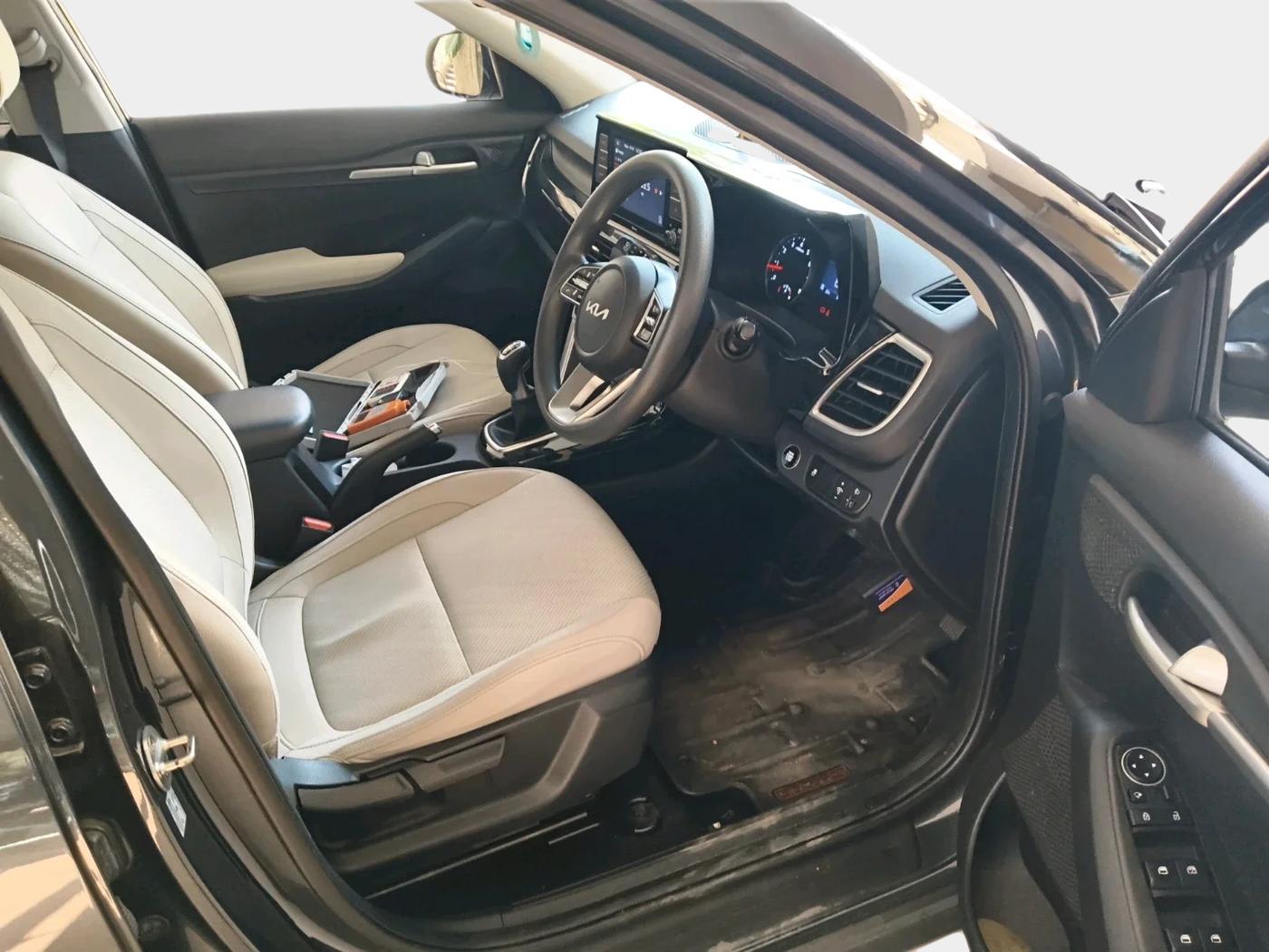 2022 KIA SELTOS HTK PLUS 1.5 IMT, Petrol, Manual, 32,593 km, interior