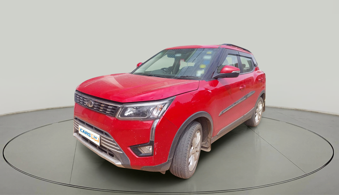 2020 Mahindra XUV300 W8 1.5 DIESEL AMT, Diesel, Automatic, 1,80,424 km, exterior