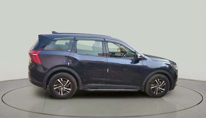 2024 Mahindra XUV700 AX 5 D MT 7 STR, Diesel, Manual, 50,617 km, exterior