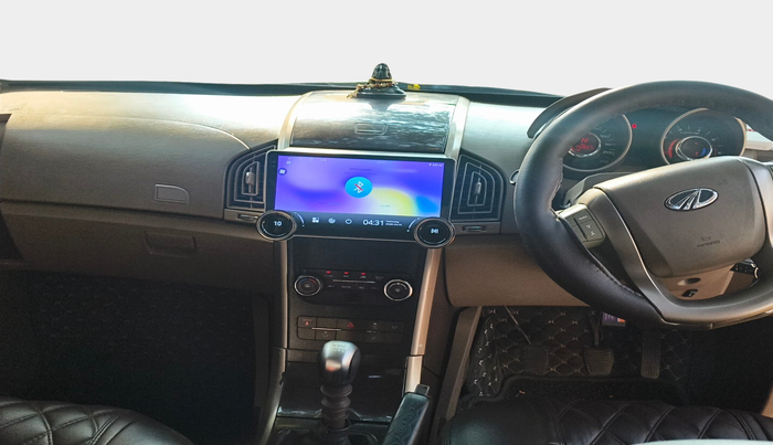 2012 Mahindra XUV500 W8, Diesel, Manual, 1,42,037 km, interior