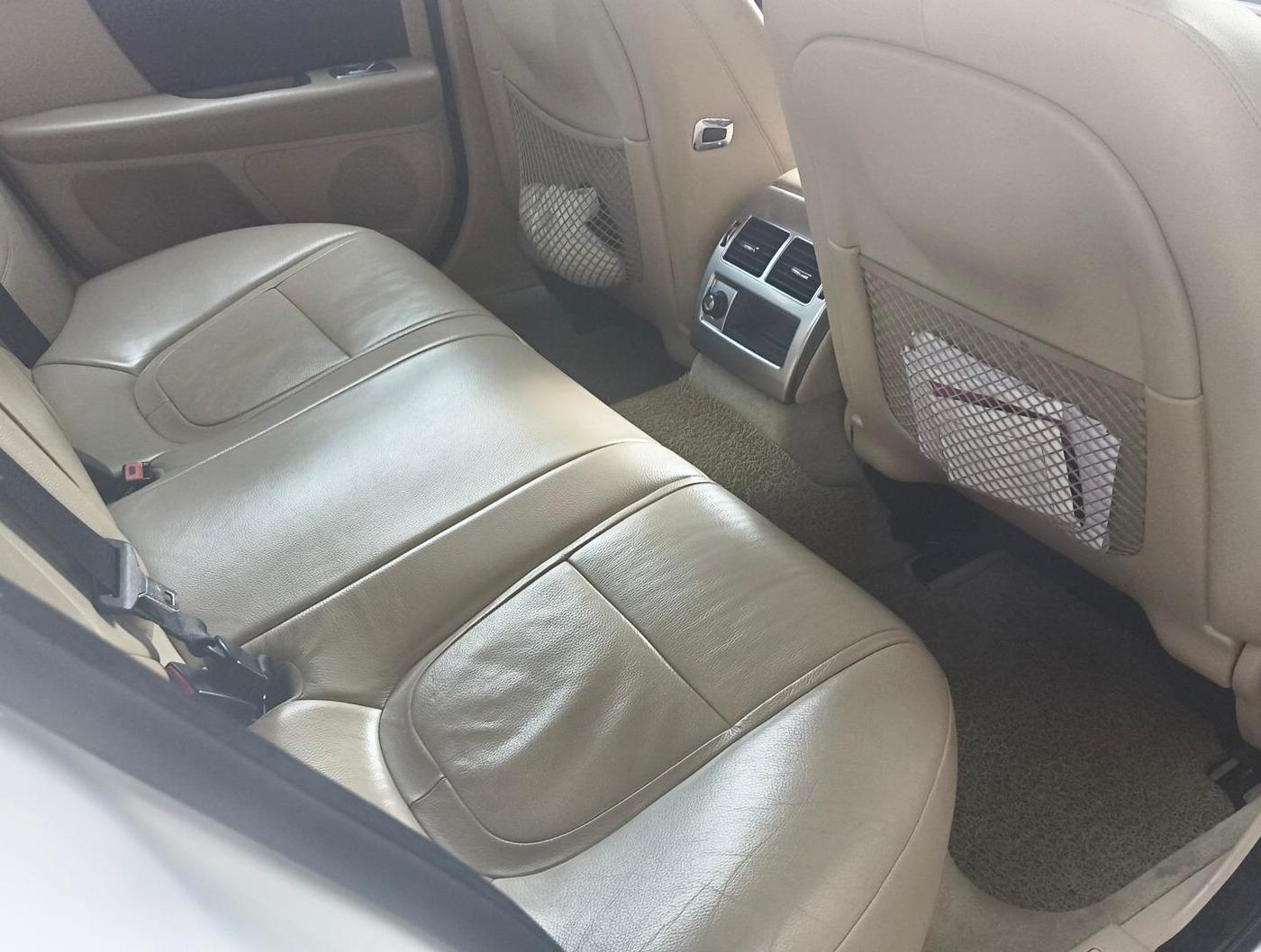2014 Jaguar XF 2.2 DIESEL, Diesel, Automatic, 1,02,053 km, interior