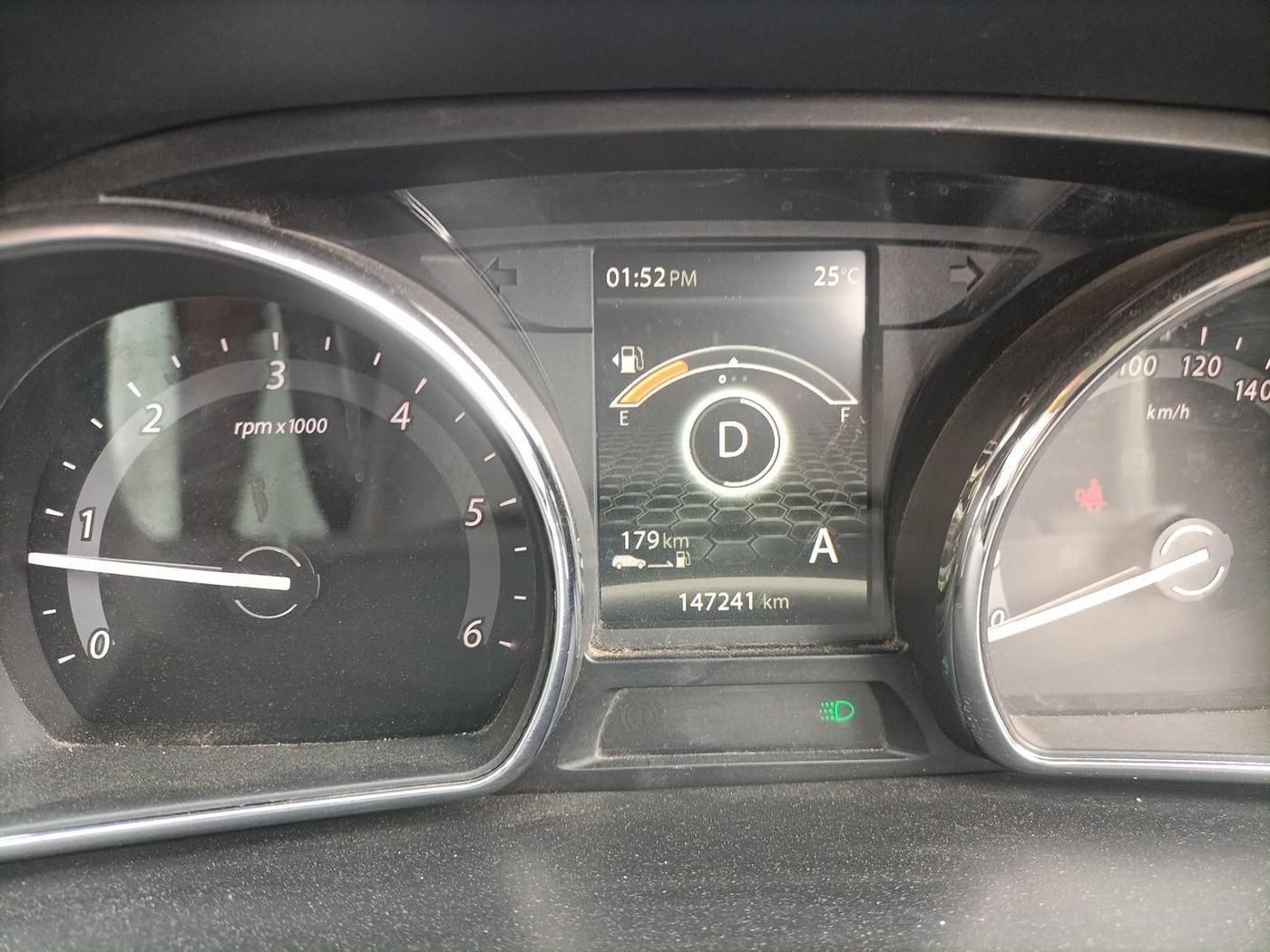 2019 Tata Hexa XTA 4X2 6 STR, Diesel, Automatic, 1,47,241 km, interior