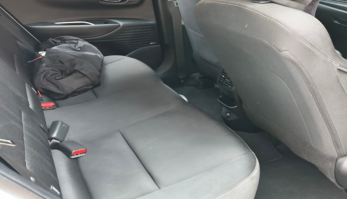 2022 Hyundai NEW I20 ASTA (O) 1.2 MT, Petrol, Manual, 73,651 km, interior