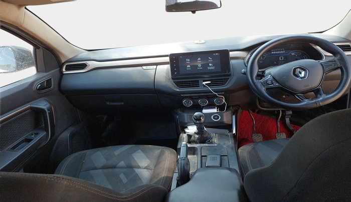 2022 Renault Kiger RXT MT, Petrol, Manual, 1,15,917 km, interior