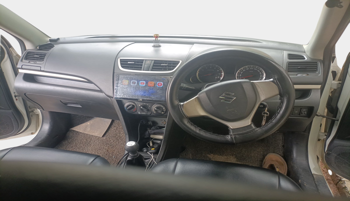 2016 Maruti Swift VXI O, Petrol, Manual, 1,23,500 km, interior