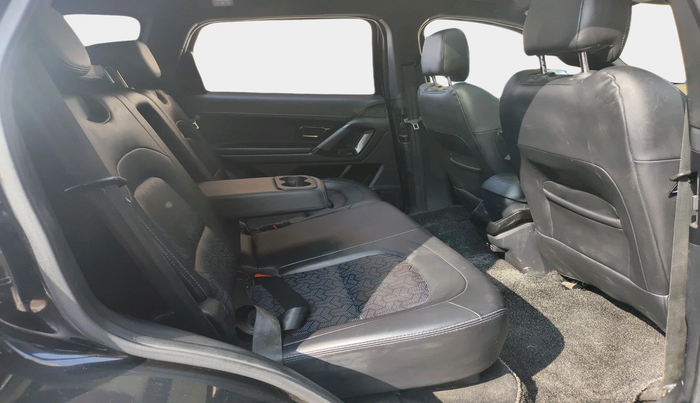 2022 Tata Safari XZ PLUS, Diesel, Manual, 76,084 km, interior
